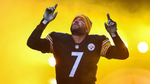Roethlisberger’s Steelers legacy includes draft slight, broken nose and competitive drive