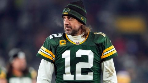 Should Aaron Rodgers stay in Green Bay or leave? Five former NFL QBs give advice