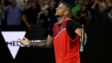 Kyrgios shows his talent and lack of interest in loss against Medvedev