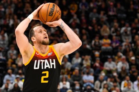 Sources: Jazz’s Ingles off to Blazers in 3-way deal