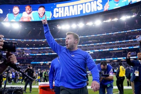 McVay announces he signed extension with Rams