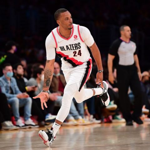 Clips acquire Powell from Blazers in 5-player swap