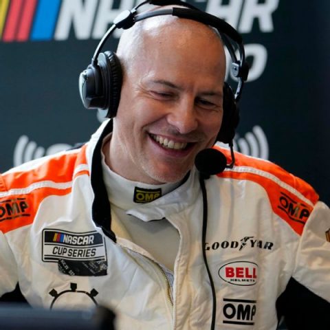 Jacques Villeneuve, 50, qualifies for his first Daytona 500