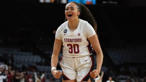 Women’s hoops: Stanford leapfrogs South Carolina for top spot