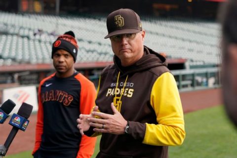 S.F. coach, Padres’ Shildt clear air after incident