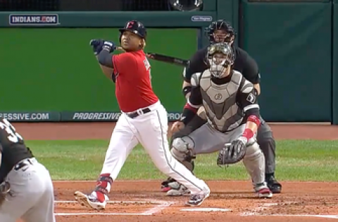 José Ramírez crushes two-run home run as Indians lead White Sox 2-0