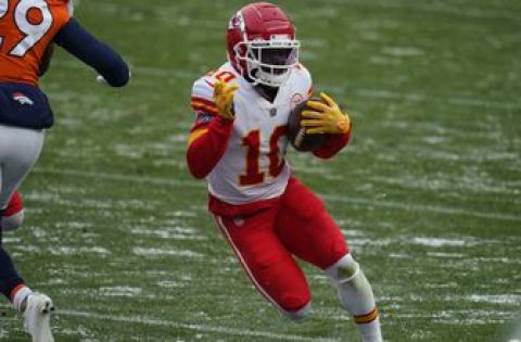 Chiefs coast to snowy 43-16 victory over Broncos
