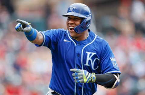 Salvador Perez passes Johnny Bench with 46th home run