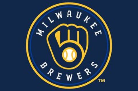 Brewers hit three home runs in 13-7 win over Giants