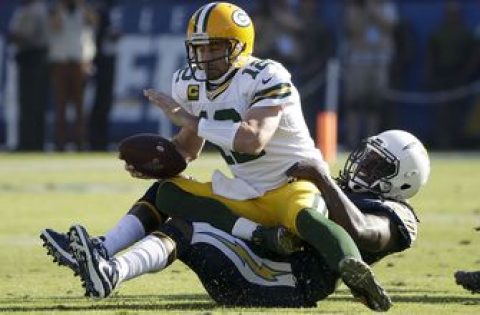 Rodgers, Packers go down quietly in Los Angeles 26-11