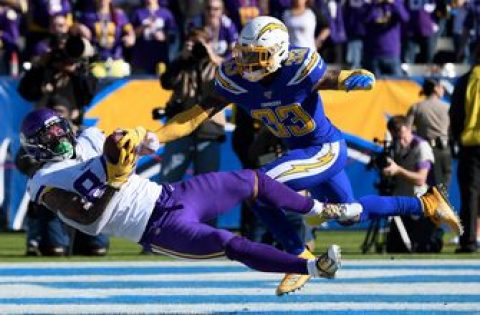 Vikings get closer to playoff berth with dominate 39-10 win over Chargers