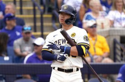 Yelich makes spring training debut, Brewers tie Giants 5-5