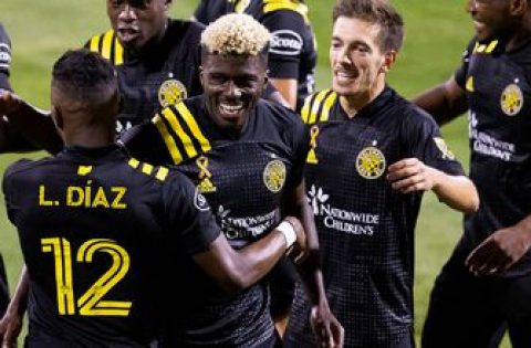 Gyasi Zardes late goal helps Columbus crew salvage 2-2 draw vs. Chicago Fire