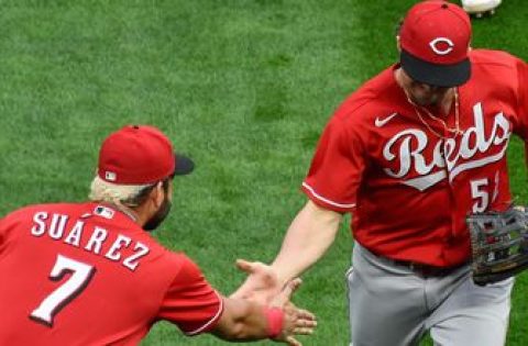 Reds beat Twins 5-3 in 10; will face Braves in Wild Card round