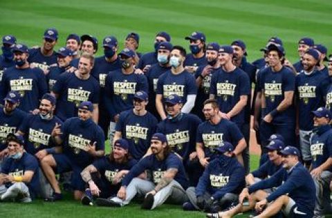 Brewers clinch playoff berth, lose to Cardinals 5-2