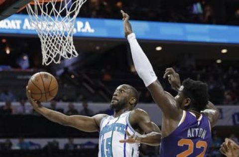 Walker scores 21 points to help Hornets rout Suns 135-115
